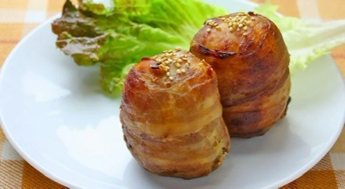 肉巻きおにぎり　１３０ｇ