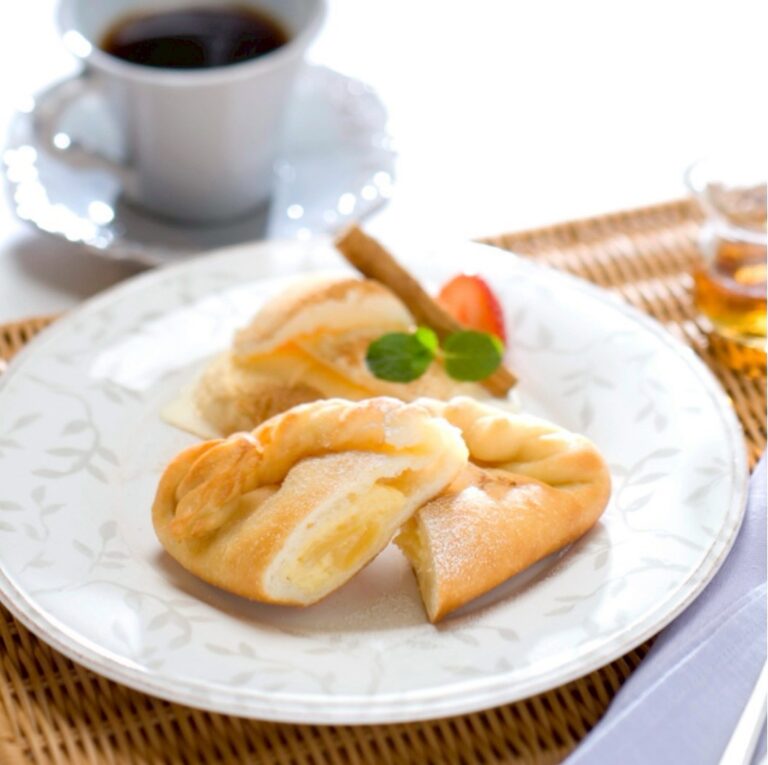 包み焼きピザ　アップルカスタード 個包装